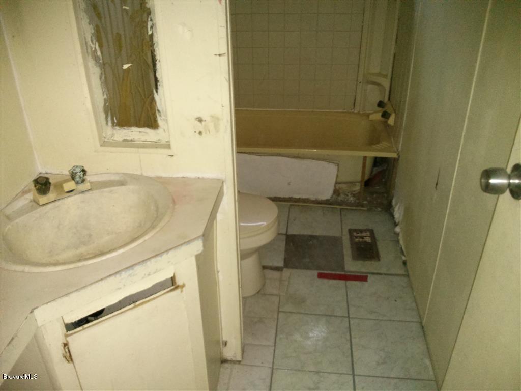 4262 Fountain Palm Road Cocoa, FL 32926 - Photo 8 of 10 IMG_20150430_094346