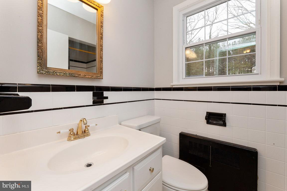 8205 Sonar Road Clinton, MD 20735 - Photo 13 of 39