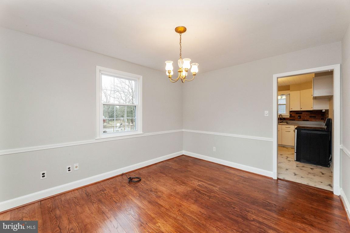 8205 Sonar Road Clinton, MD 20735 - Photo 6 of 39