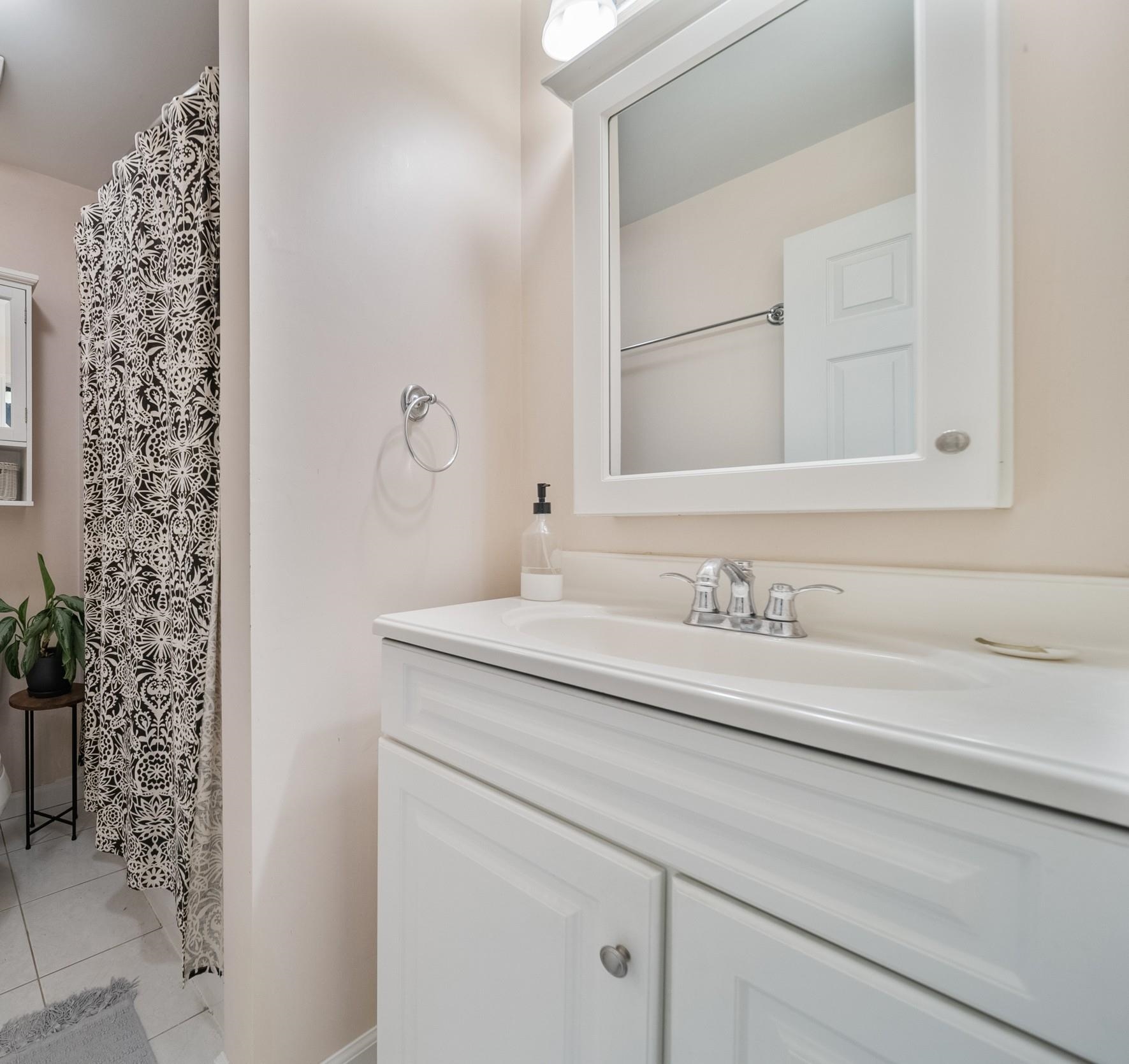 2 Bayview Terrace Road, Unit K Hooksett, NH 03106 - Photo 15 of 32 Gallery Image 15