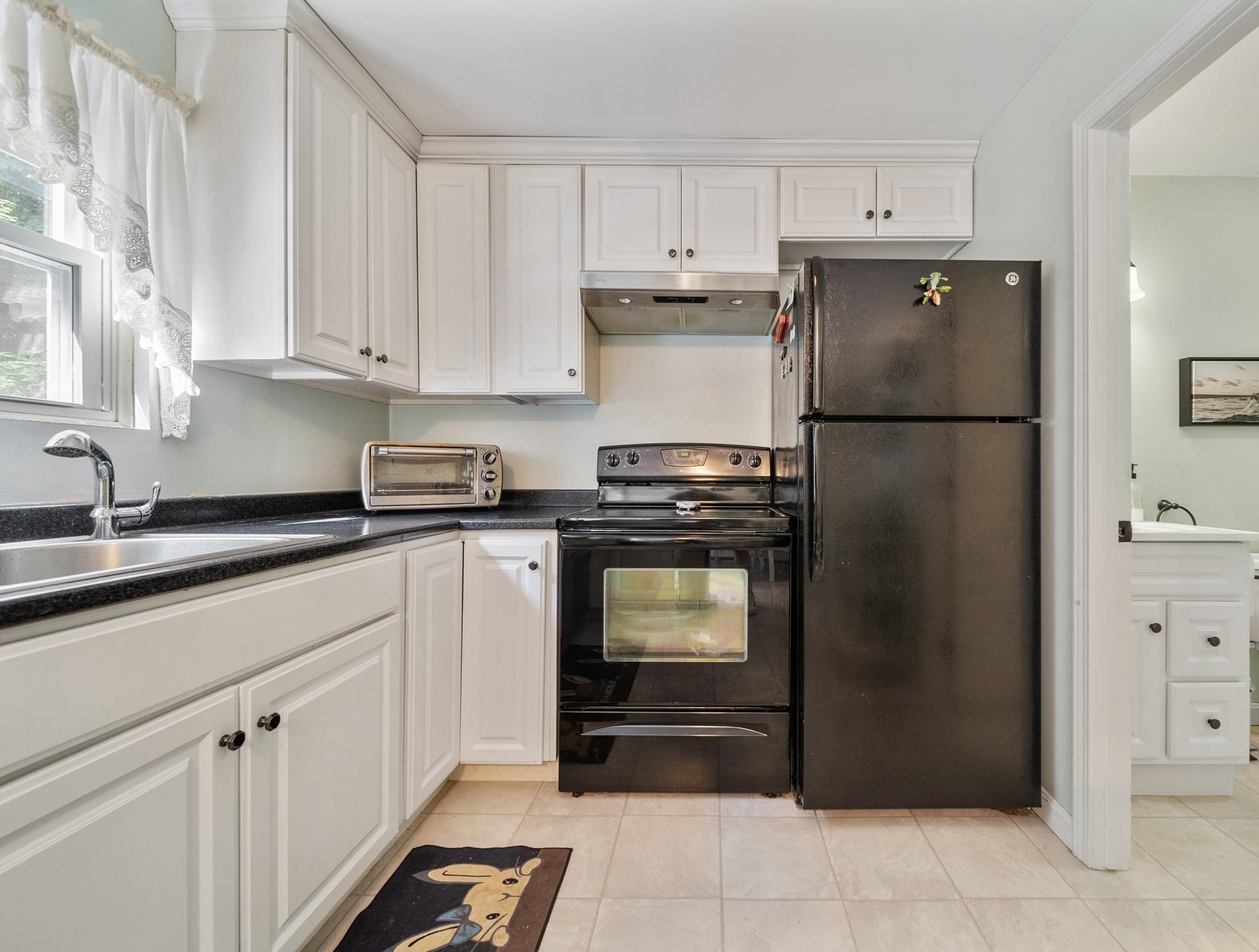 2 Bayview Terrace Road, Unit K Hooksett, NH 03106 - Photo 6 of 32 Gallery Image 6