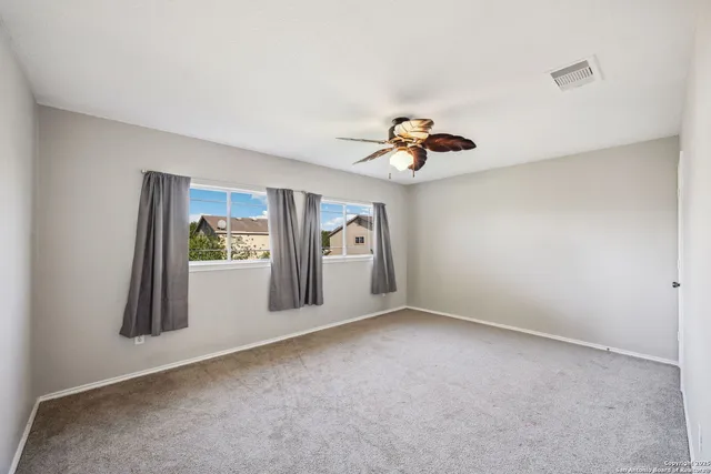 $2,400 | 8810 Mesa Vista, San Antonio, TX 78224