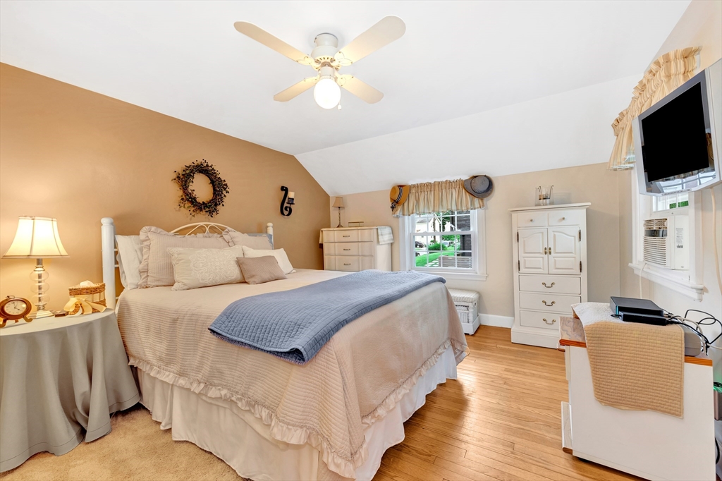 98 Spring Avenue Arlington, MA 02476 - Photo 34 of 38 Gallery Image 34