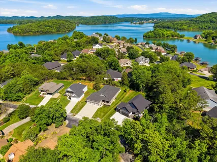 $870,000 | 163 Dudala Way, Loudon, TN 37774