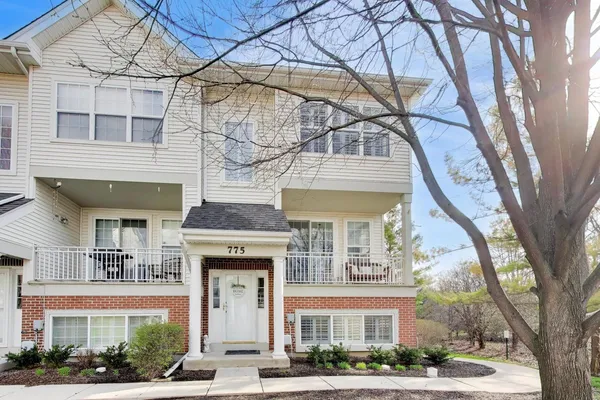 $314,900 | 775 Pheasant Trail, St. Charles, IL 60174