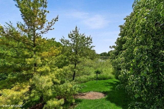 775 Pheasant Trail St. Charles, IL 60174 - Photo 13 of 39