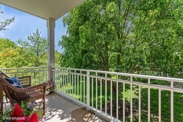 775 Pheasant Trail St. Charles, IL 60174 - Photo 15 of 39