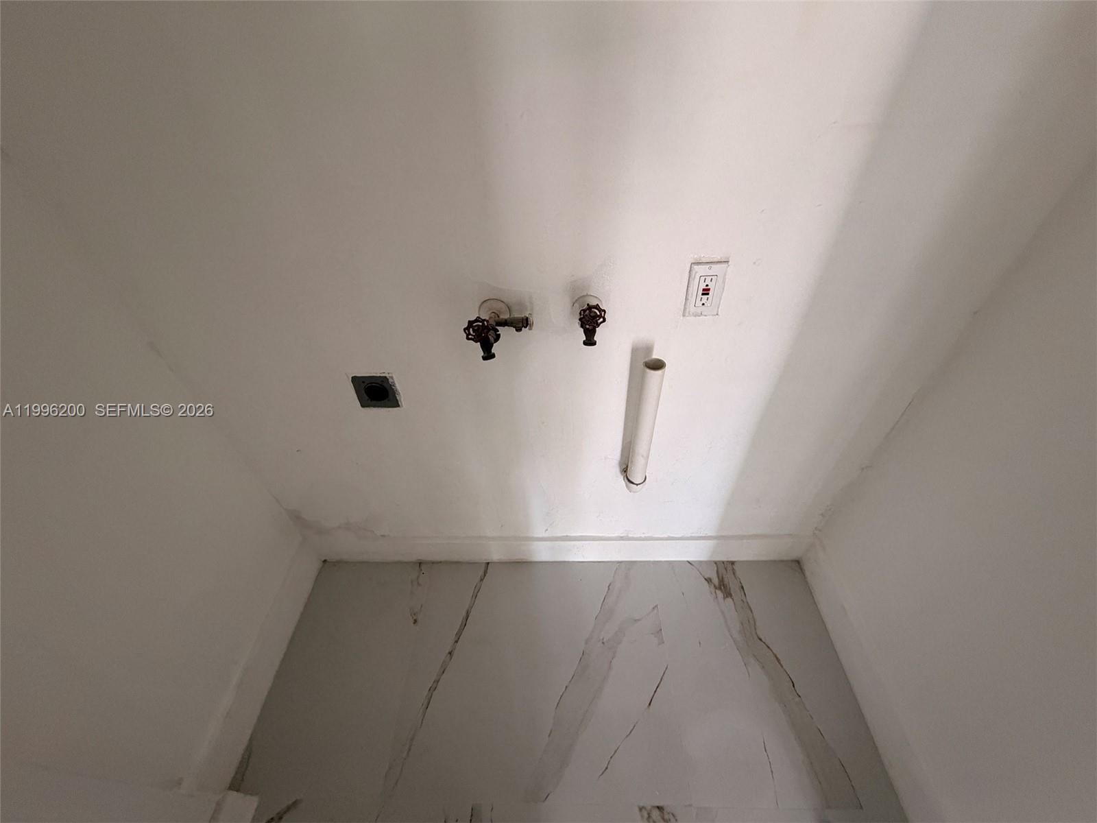 1261 Northwest 45th Street Miami, FL 33142 - Photo 43 of 77