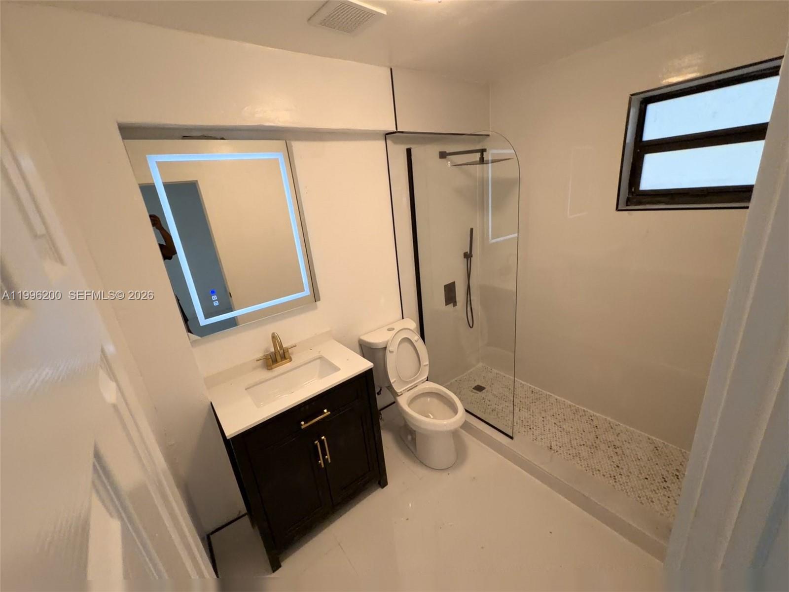 1261 Northwest 45th Street Miami, FL 33142 - Photo 45 of 95