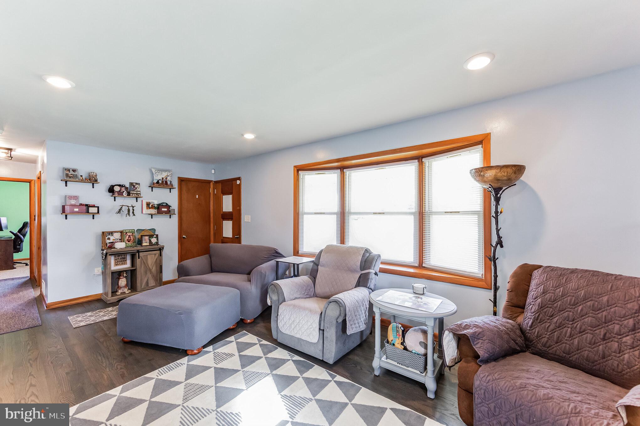 1735 Old River Road Marietta, PA 17547 - Photo 5 of 31