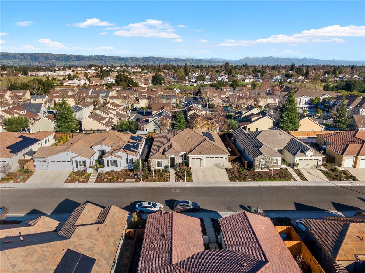 7842 Cinnamon Way Gilroy, CA 95020 - Photo 41 of 51 a view of city and ocean