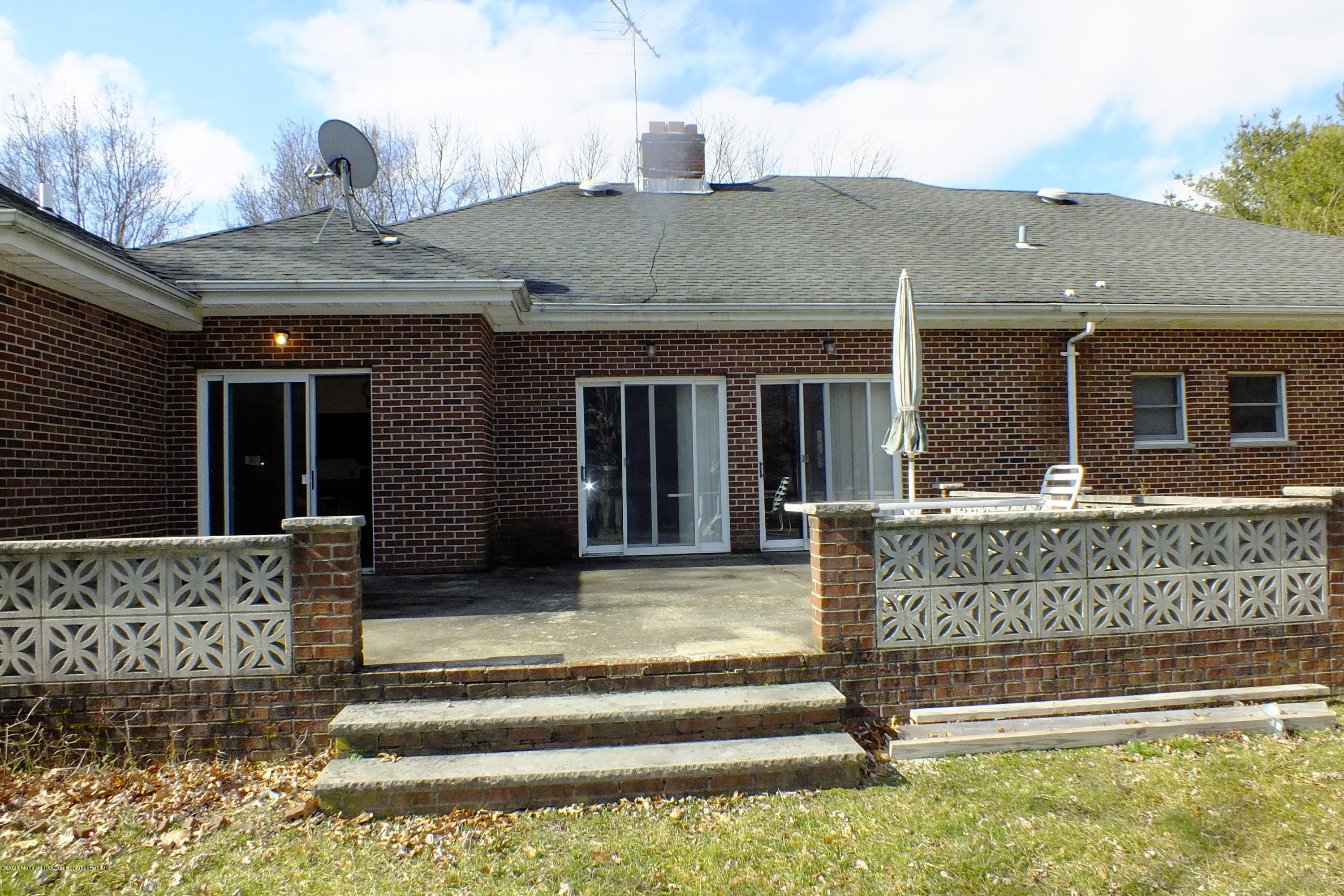 543 Line Road Holmdel, NJ 07733 - Photo 19 of 19 Patio