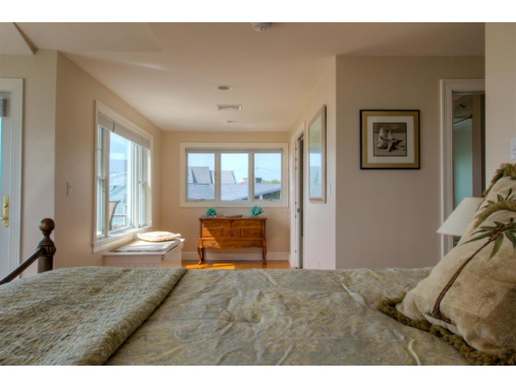 92 Old Beach Road Rye, NH 03870 - Photo 11 of 35