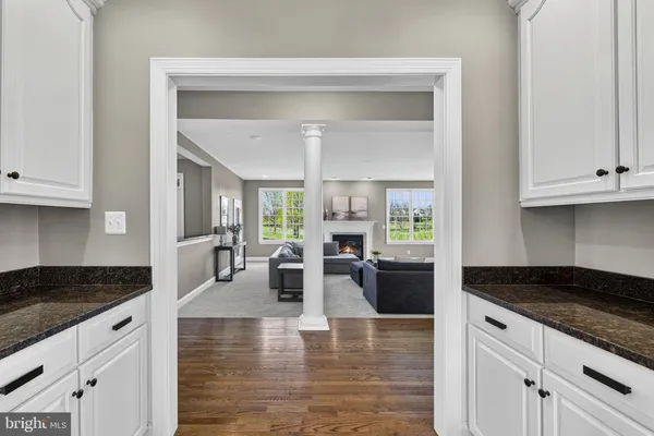 $1,400,000 | 15242 Bankfield Drive, Waterford, VA 20197