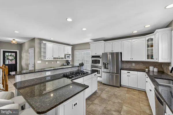 $1,400,000 | 15242 Bankfield Drive, Waterford, VA 20197