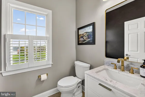 $1,400,000 | 15242 Bankfield Drive, Waterford, VA 20197