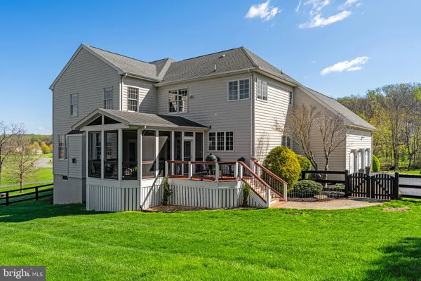 $1,400,000 | 15242 Bankfield Drive, Waterford, VA 20197