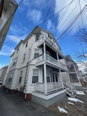 $749,900 | 162 Oakland Avenue, Providence, RI 02908