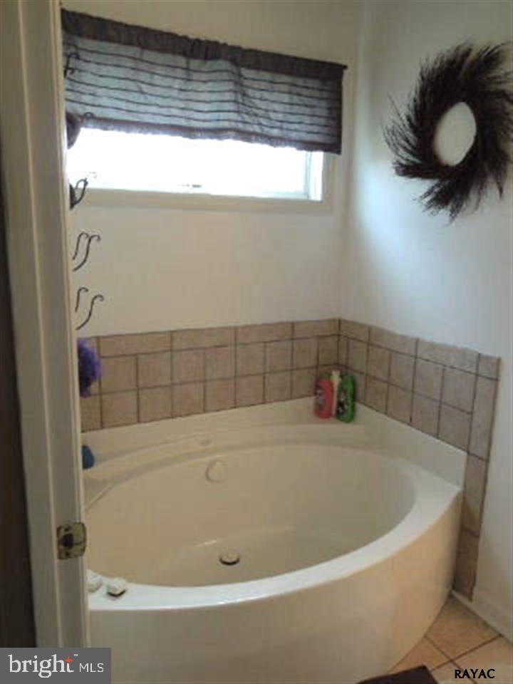 250 South Winding Road Dover, PA 17315 - Photo 26 of 35 Gallery Image 26