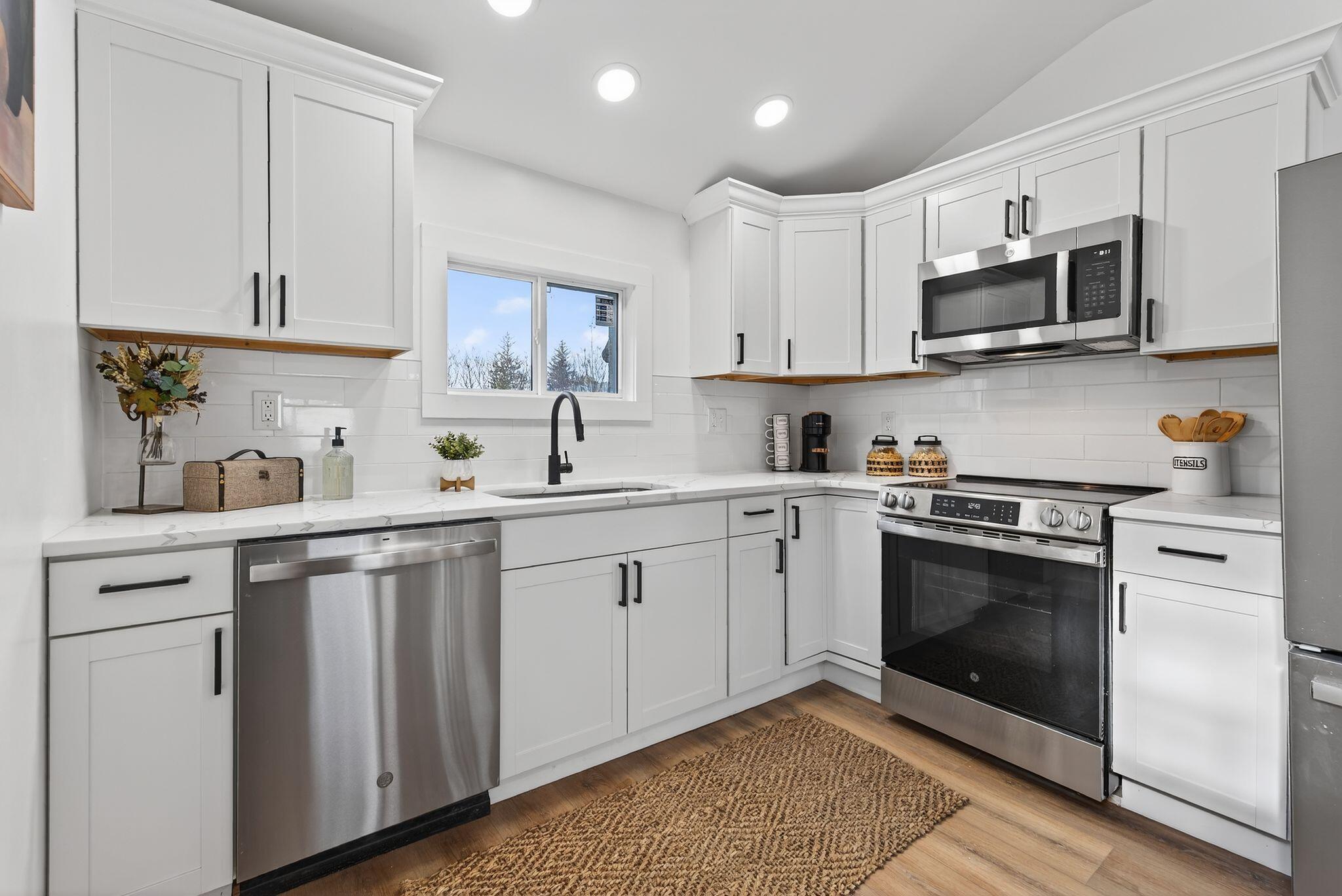 22 James Street Saco, ME 04072 - Photo 3 of 37 Kitchen