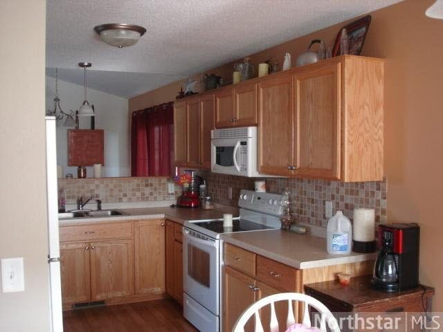604 Southwest 11th Avenue Rice, MN 56367 - Photo 4 of 18