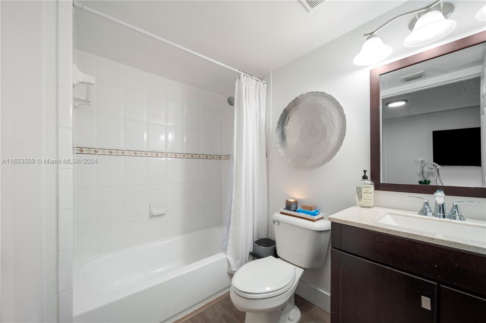 2415 Northwest 16th St Road, Unit 5071 Miami, FL 33125 - Photo 10 of 14 Gallery Image 10