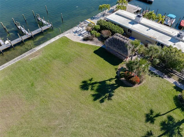 $4,650 | 3806 Gulf Of Mexico Drive, Unit C310, Longboat Key, FL 34228