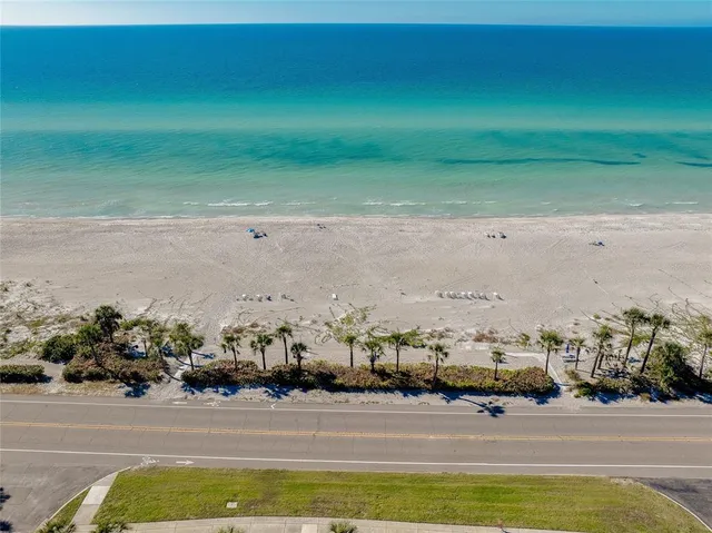 $4,650 | 3806 Gulf Of Mexico Drive, Unit C310, Longboat Key, FL 34228