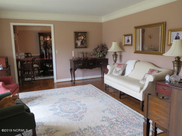 508 Pineview Road Clinton, NC 28328 - Photo 10 of 28 IMG_3468