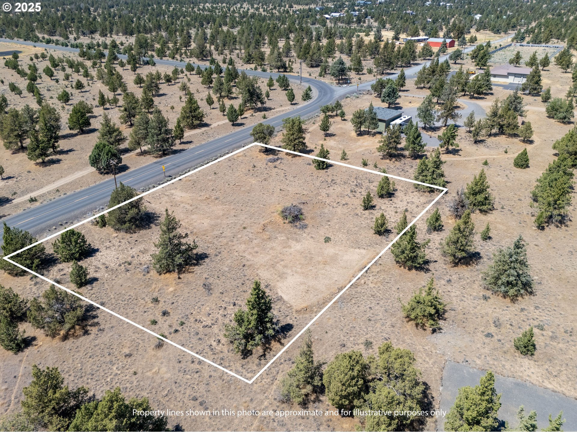 13 Rim Park Culver, OR 97734 - Photo 8 of 28 an aerial view of a house with a yard