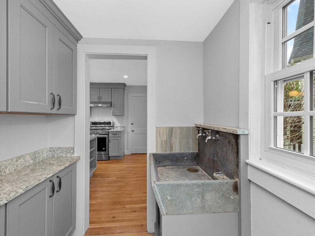 9 Horace Road Belmont, MA 02478 - Photo 10 of 30 Gallery Image 10