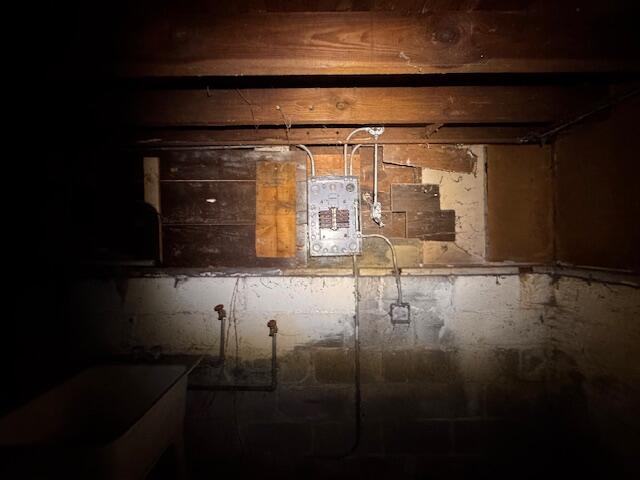 709 Vermont Street Gary, IN 46402 - Photo 9 of 9 a view of empty room with wooden floor