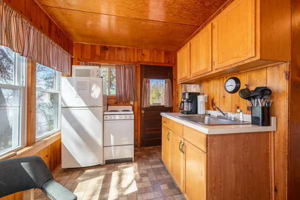 $160,000 | 49231 County Road 173, Unit CABIN 9, Deer River, MN 56636