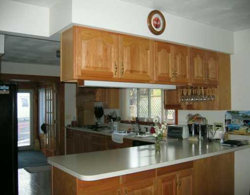 178 Barkley Road Clarksburg, PA 15725 - Photo 4 of 6 Kitchen.