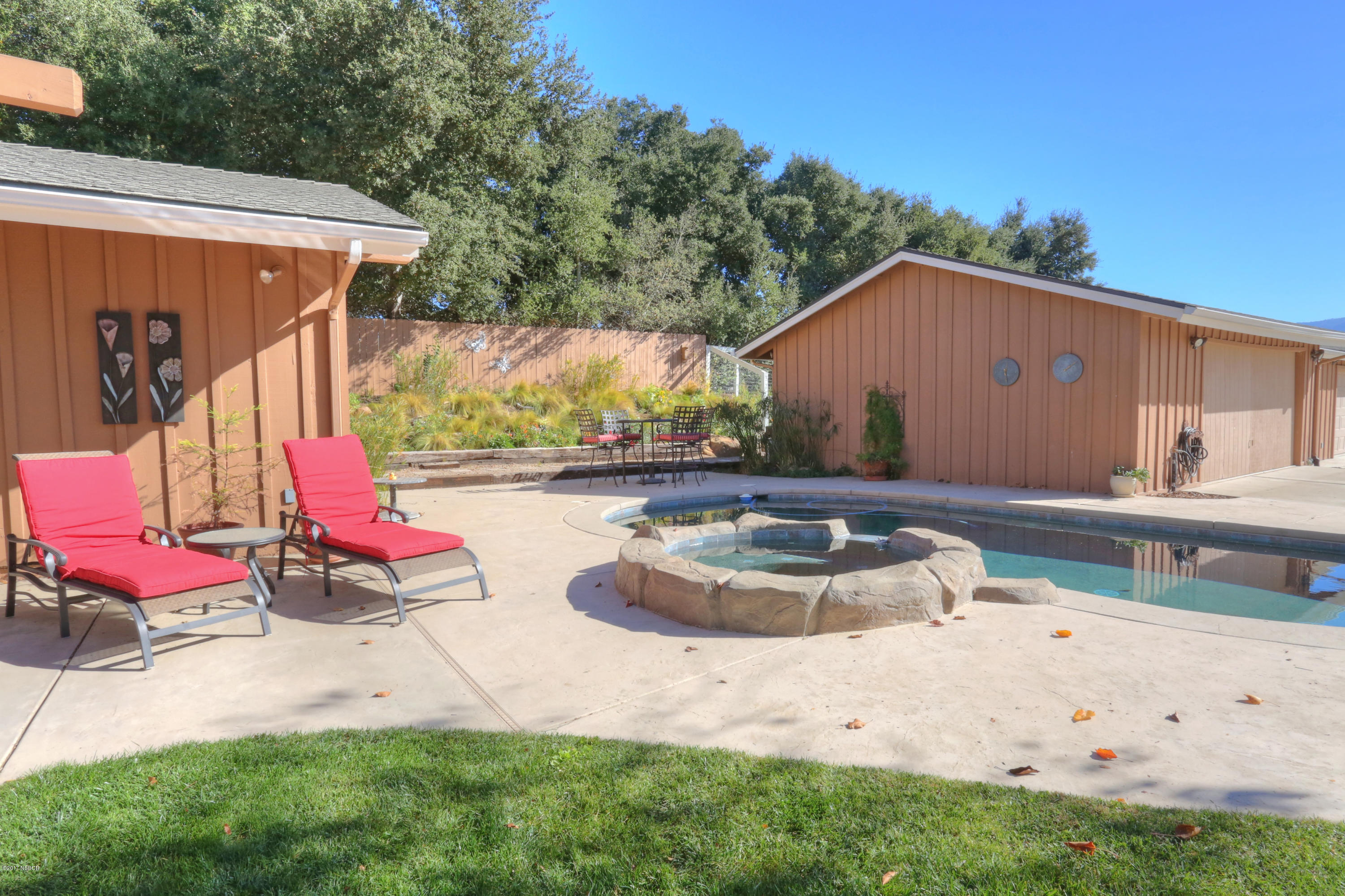 2698 Quail Valley Road Solvang, CA 93463 - Photo 26 of 40 Yard
