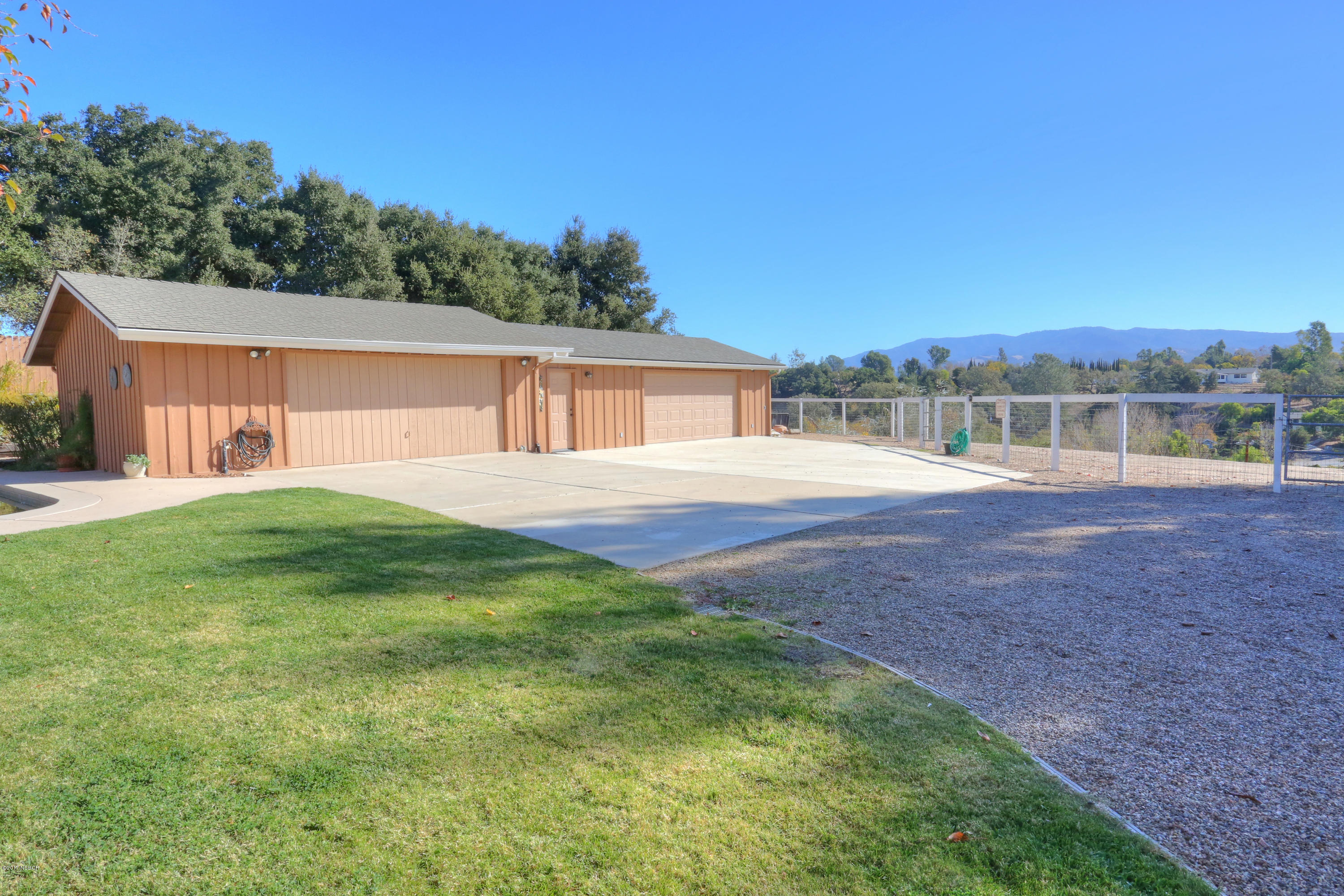 2698 Quail Valley Road Solvang, CA 93463 - Photo 31 of 40 4 car garage with views