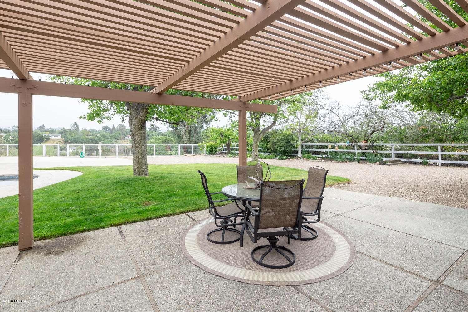 2698 Quail Valley Road Solvang, CA 93463 - Photo 32 of 40 Patio & Yard