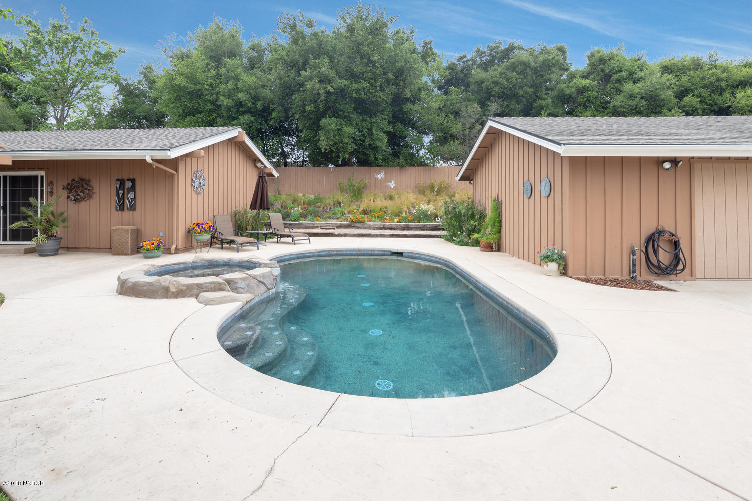 2698 Quail Valley Road Solvang, CA 93463 - Photo 35 of 40 Pool
