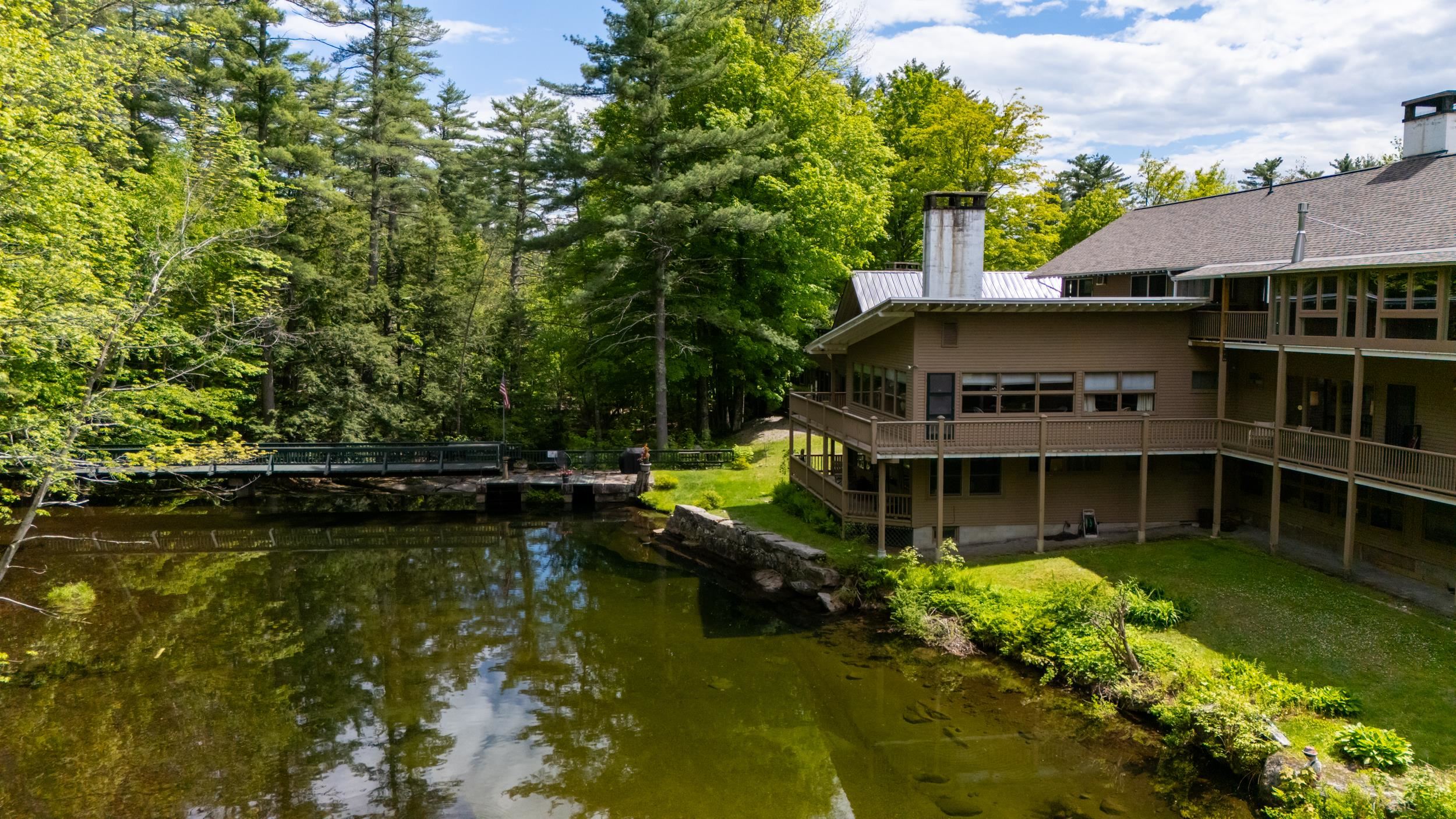 689 Kearsarge Road, Unit 3 Conway, NH 03860 - Photo 4 of 44