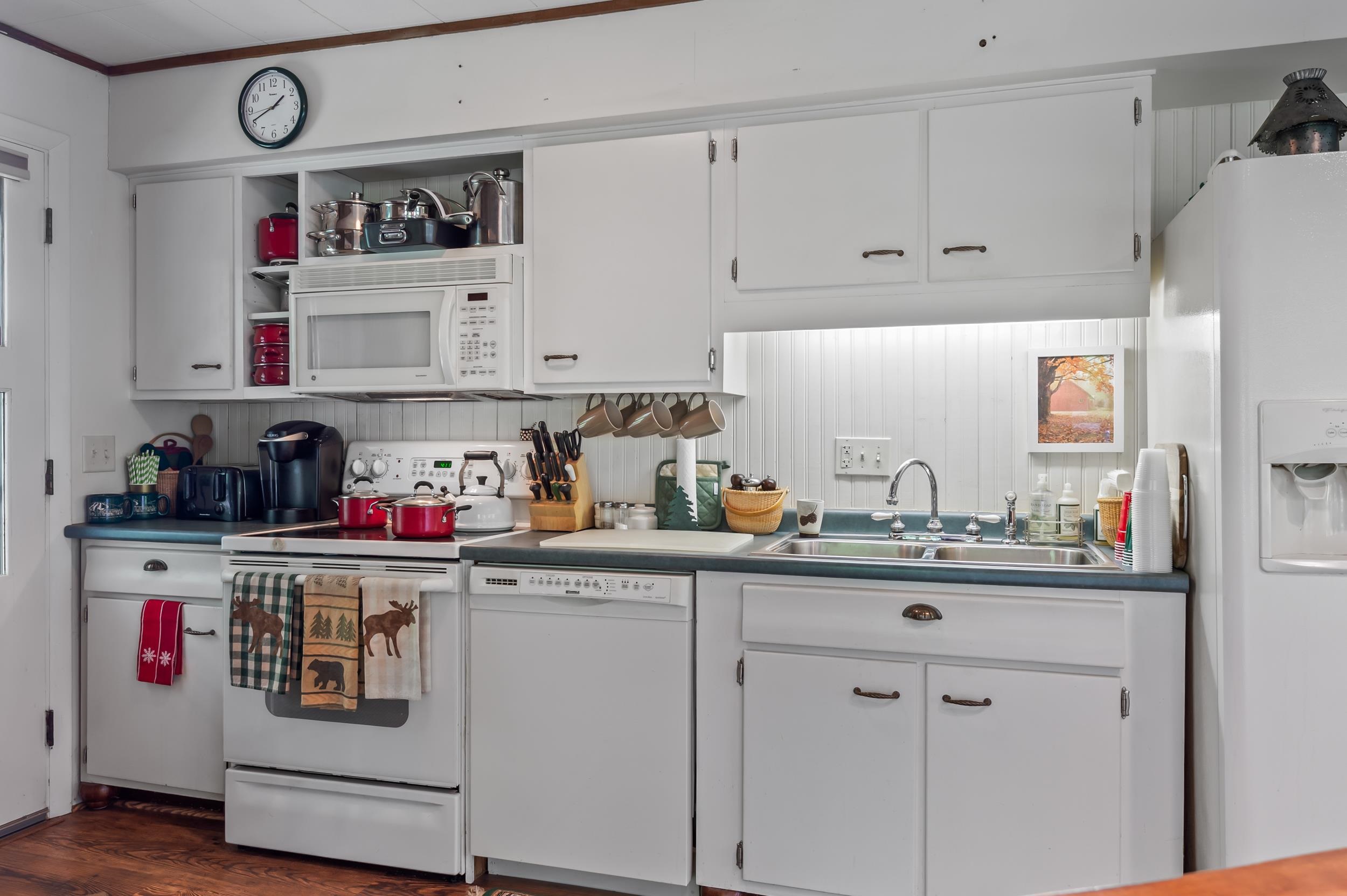 689 Kearsarge Road, Unit 3 Conway, NH 03860 - Photo 8 of 44