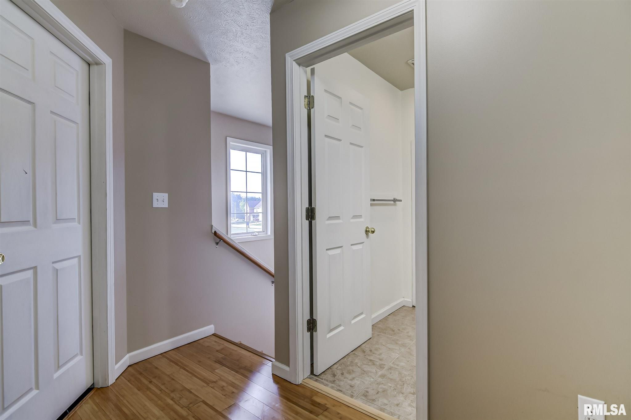1309 Whitney Lane Springfield, IL 62702 - Photo 18 of 35