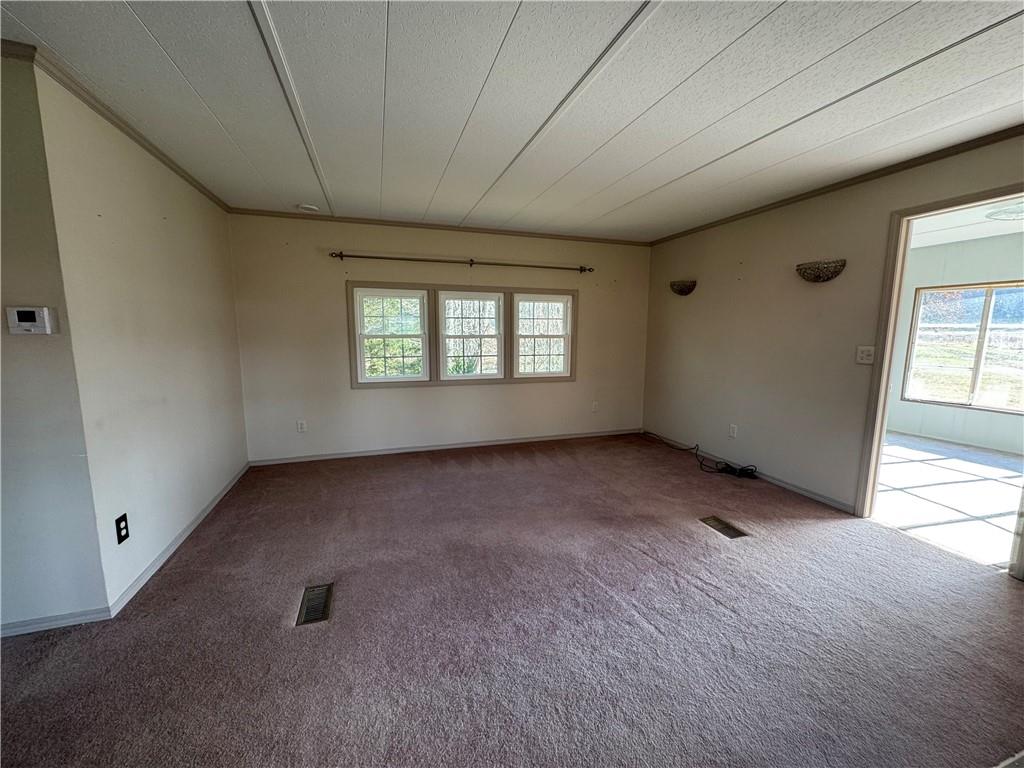 190 Thomas Covered Bridge Road Indiana, PA 15701 - Photo 18 of 22 Mobile Home Living