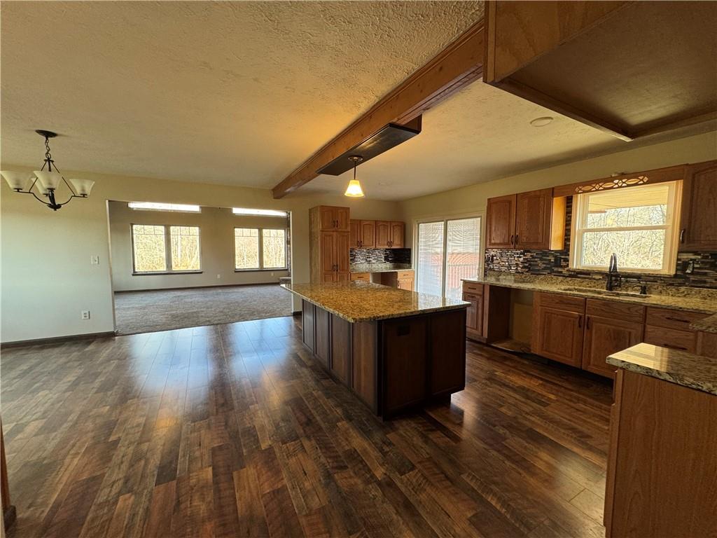 190 Thomas Covered Bridge Road Indiana, PA 15701 - Photo 8 of 22 Kitchen/Dining