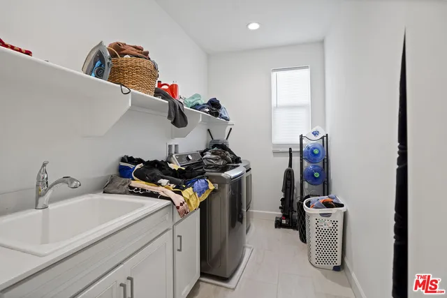 $1,799,000 | 21230 Wild Flower Way, Chatsworth, CA 91311