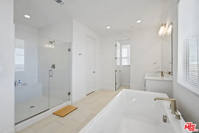 $1,799,000 | 21230 Wild Flower Way, Chatsworth, CA 91311