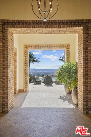 $1,799,000 | 21230 Wild Flower Way, Chatsworth, CA 91311