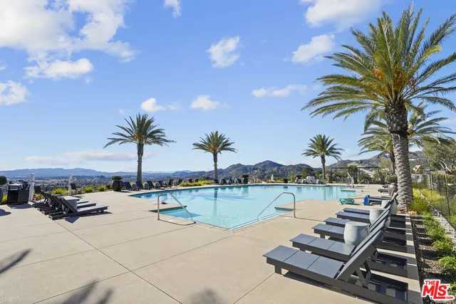 $1,799,000 | 21230 Wild Flower Way, Chatsworth, CA 91311