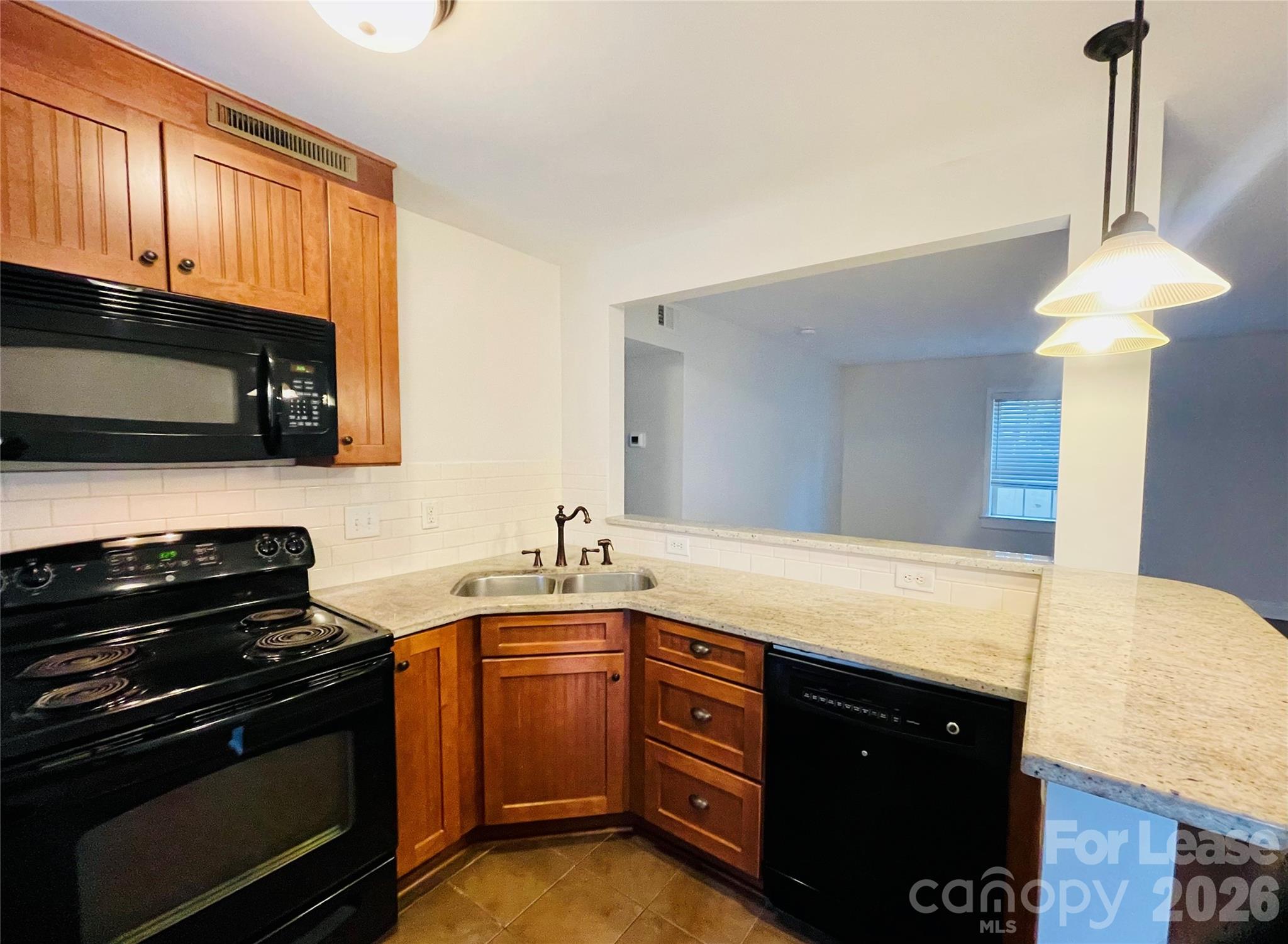 4917 Park Road, Unit B Charlotte, NC 28209 - Photo 10 of 18