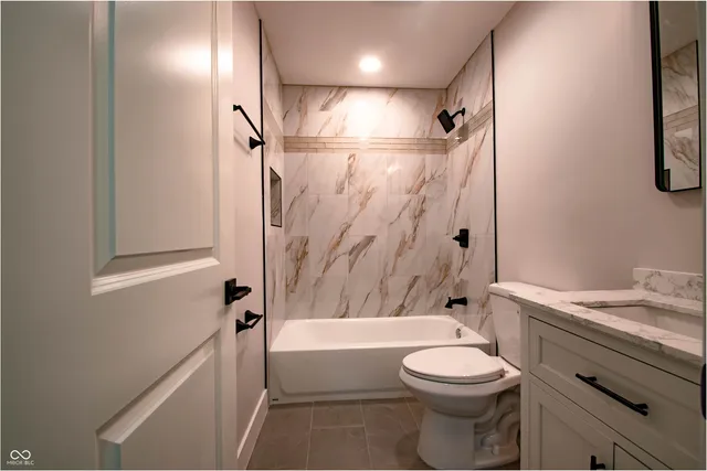 $394,900 | 1058 North Elder Avenue, Indianapolis, IN 46222