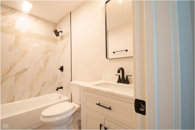 $394,900 | 1058 North Elder Avenue, Indianapolis, IN 46222